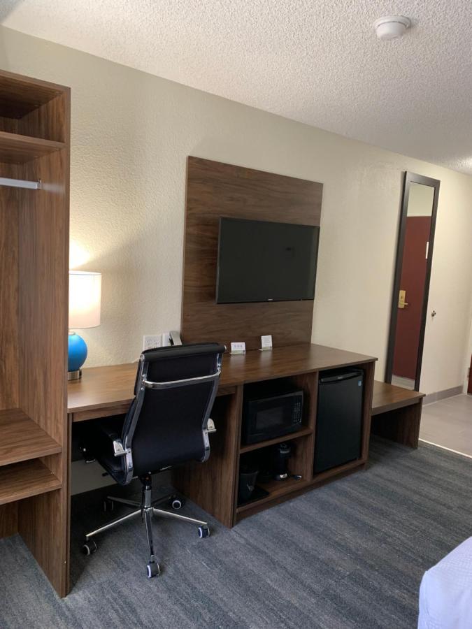 Sleep Inn & Suites California Zewnętrze zdjęcie