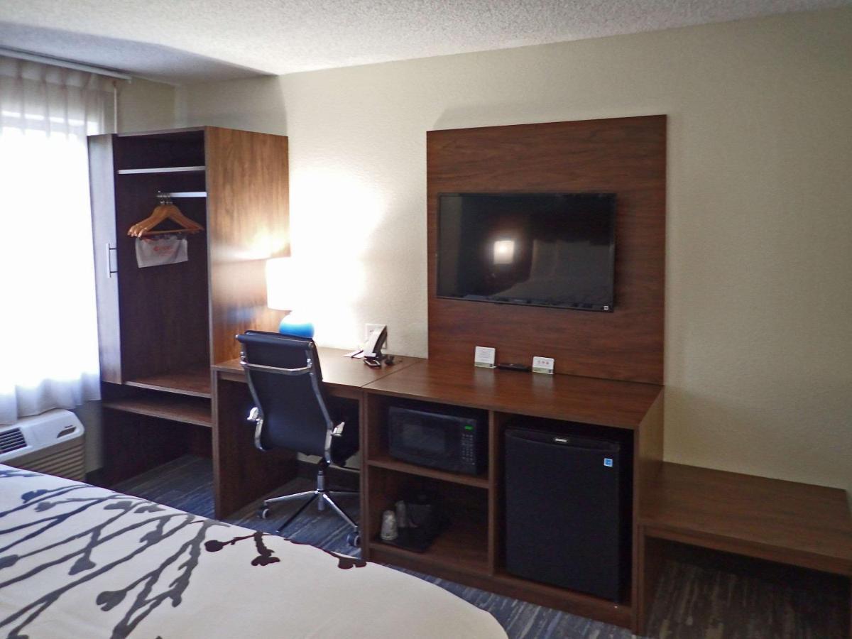 Sleep Inn & Suites California Zewnętrze zdjęcie